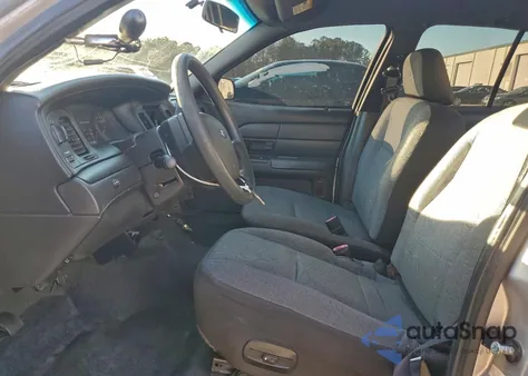 2010 Ford Crown Victoria Police Interceptor z USA, uszkodzony, nr VIN 2FABP7BV2AX120963